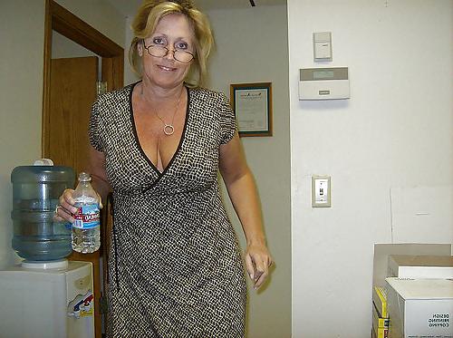 17P Sexy Blond Gilf