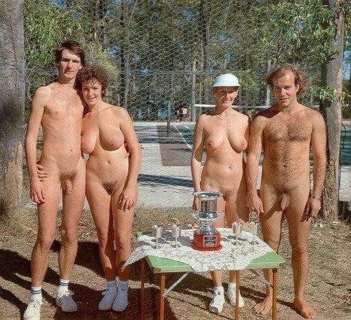 25P Naked Vintage Girls 66
