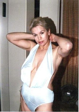 25P Vintage sexy milf