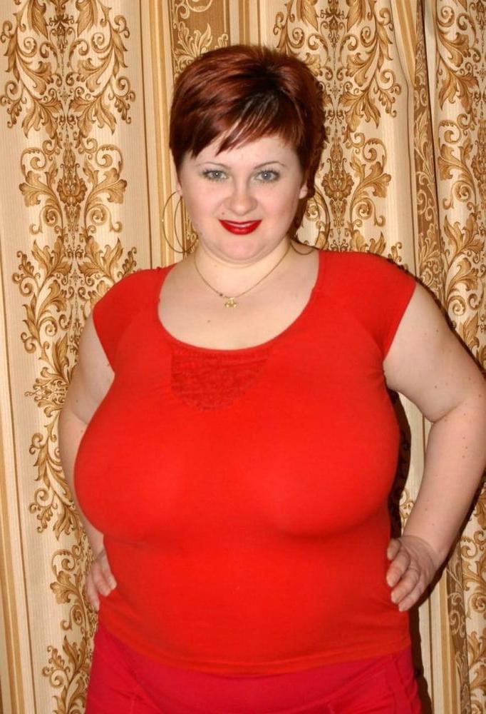 24P Different women mix