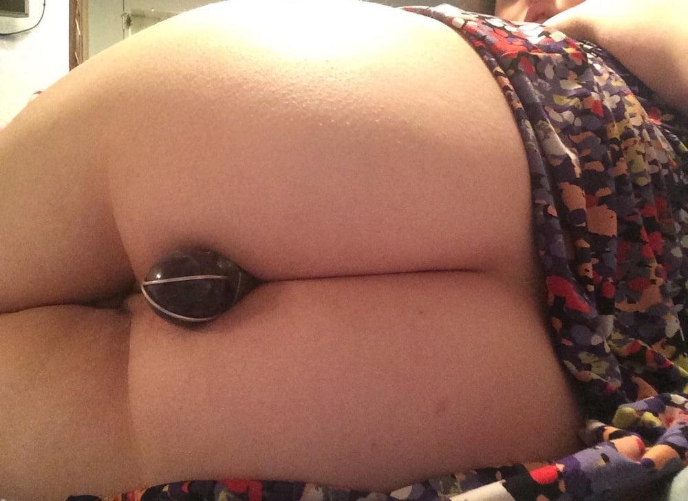 25P Submissive harlot exposed