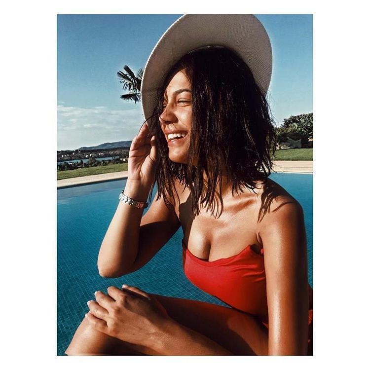 25P Greek Celebrity Pinelopi Plaka