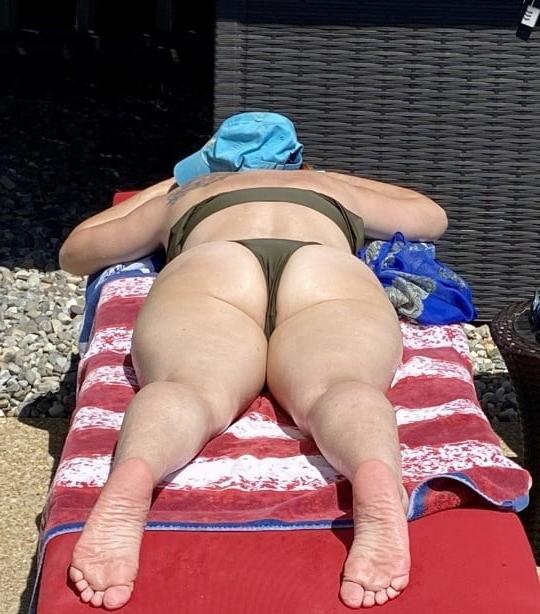 25P Matures sunbathing 3
