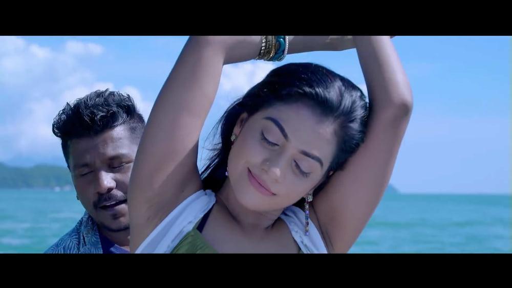 25P sl actress hot saree and armpit