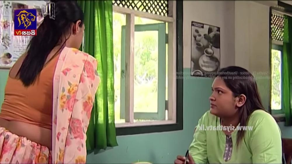 25P sl actress hot saree and armpit