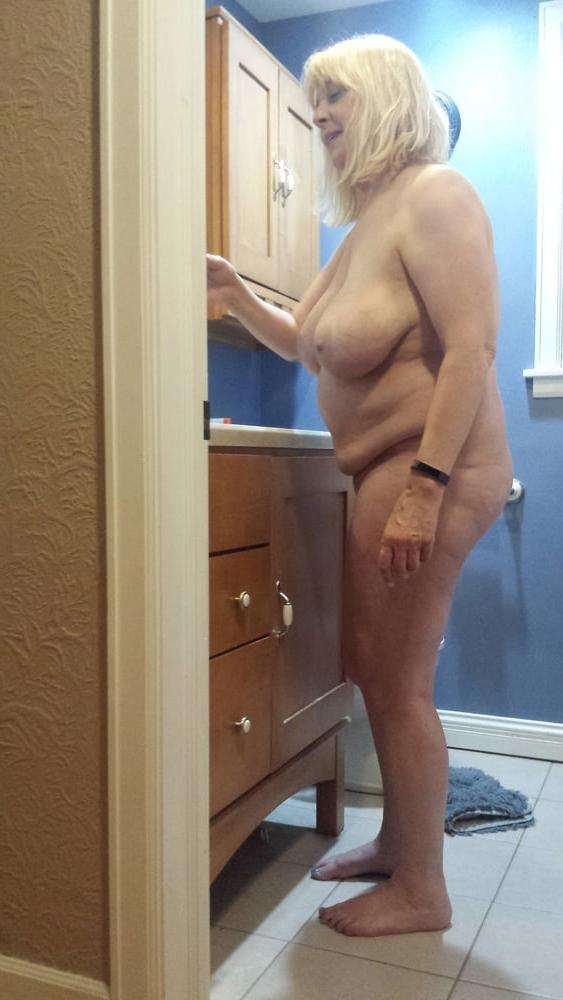 25P Sexy Submissive Gilf