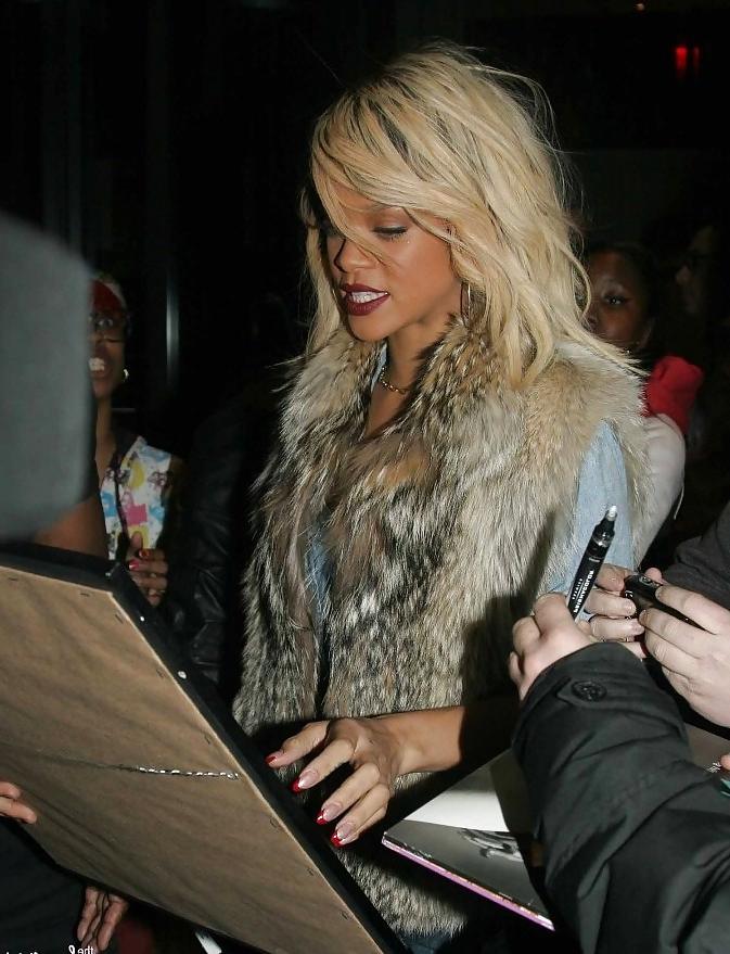 25P Rihanna mega collection 4
