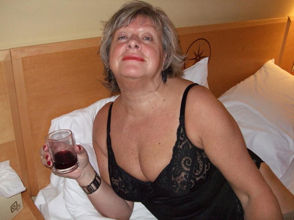 19P wives with no idea 35