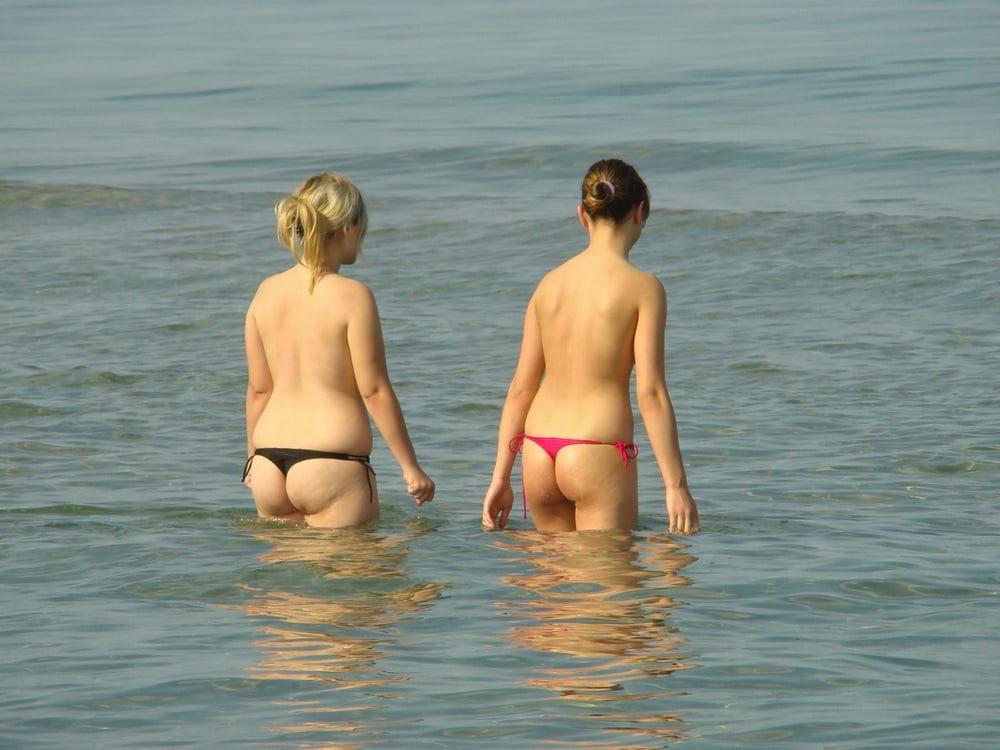 25P Female Form (From The Rear) 181