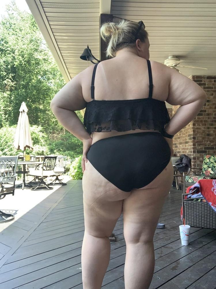 6P Pool Day