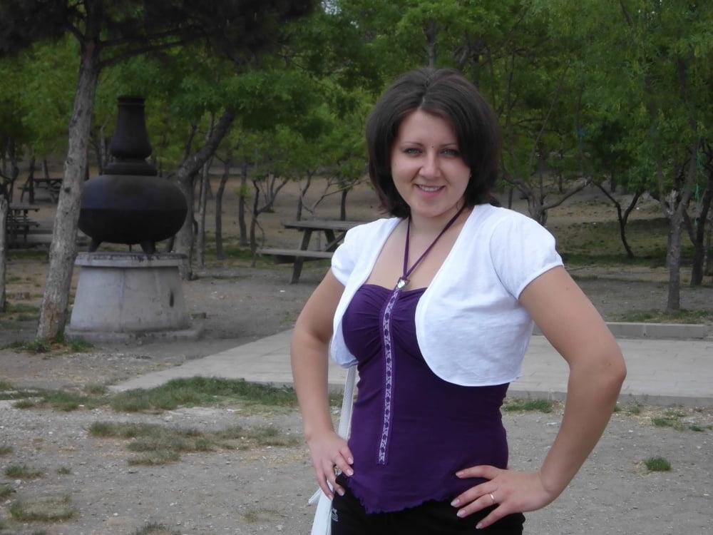 25P Yulia is from Brovary and works as a teacher. But she SW, an