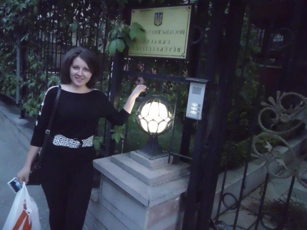 25P Yulia is from Brovary and works as a teacher. But she SW, an