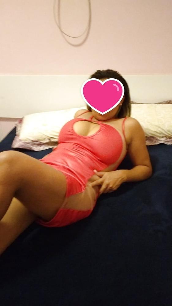 25P natural tits on this milf top huge
