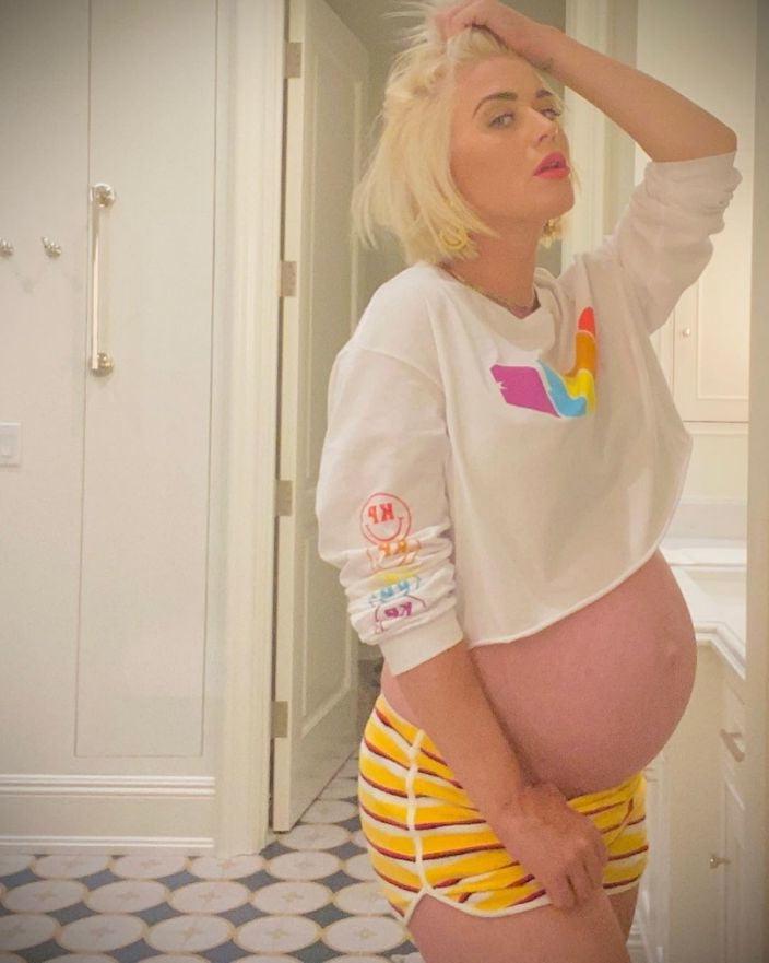 18P Pregnant Katy Perry