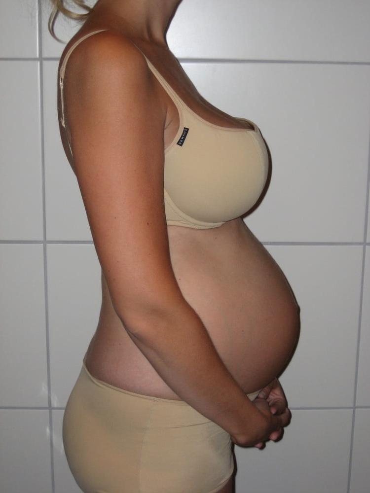 25P Blonde and Pregnant