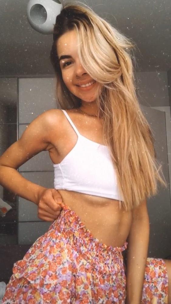 25P Kinga sawczuk (Polish youtuber)