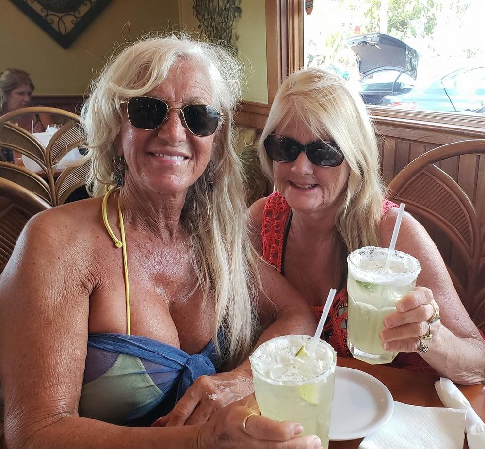 25P Gilfs milfs (comments &amp; tributes)