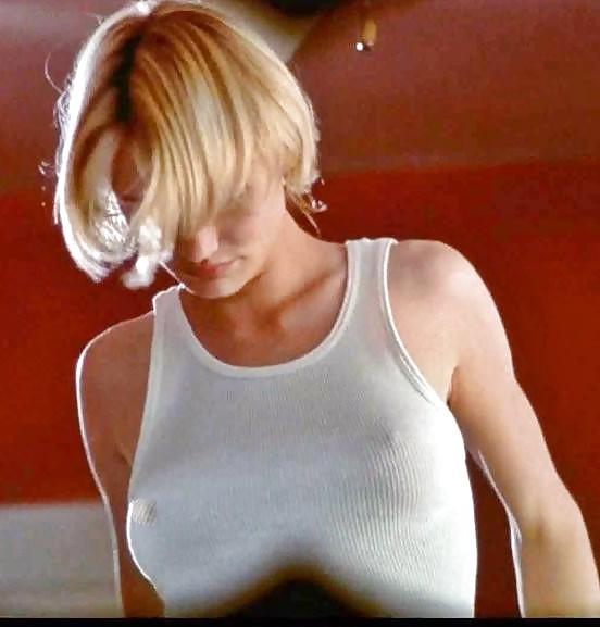 25P Beautiful Celebs Pokies by TROC