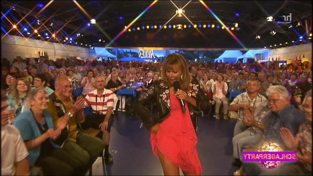 25P UK Singer Ireen Sheer