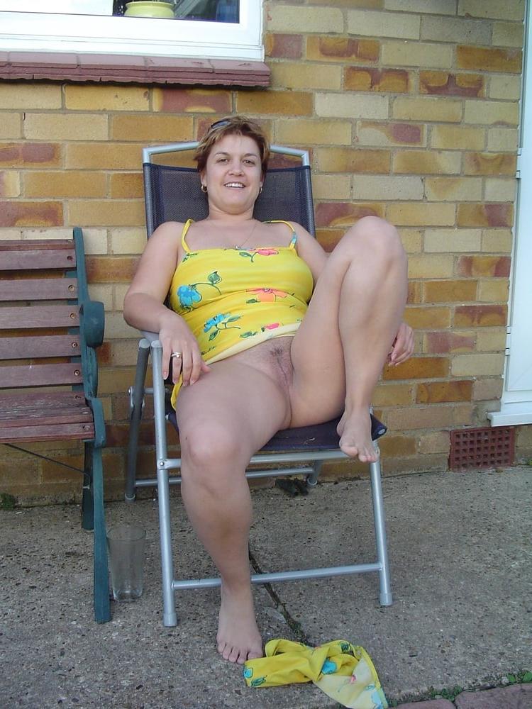 25P Solo Hot MILFs-Matures-Babes In Sexy Mix #53 By TBM