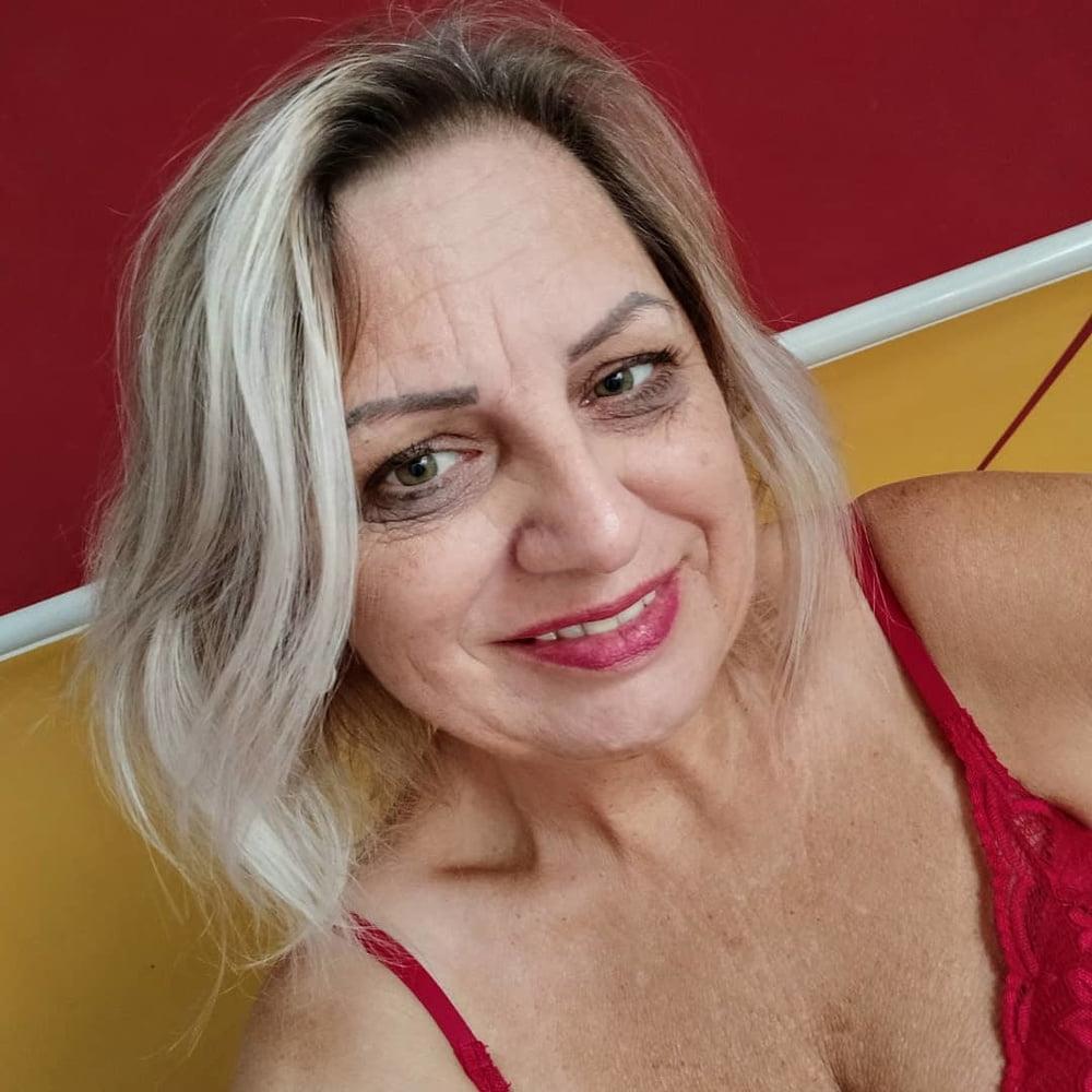 25P Milfs gilfs (comments &amp; tributes)