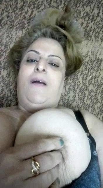 25P mature arab gros chauds