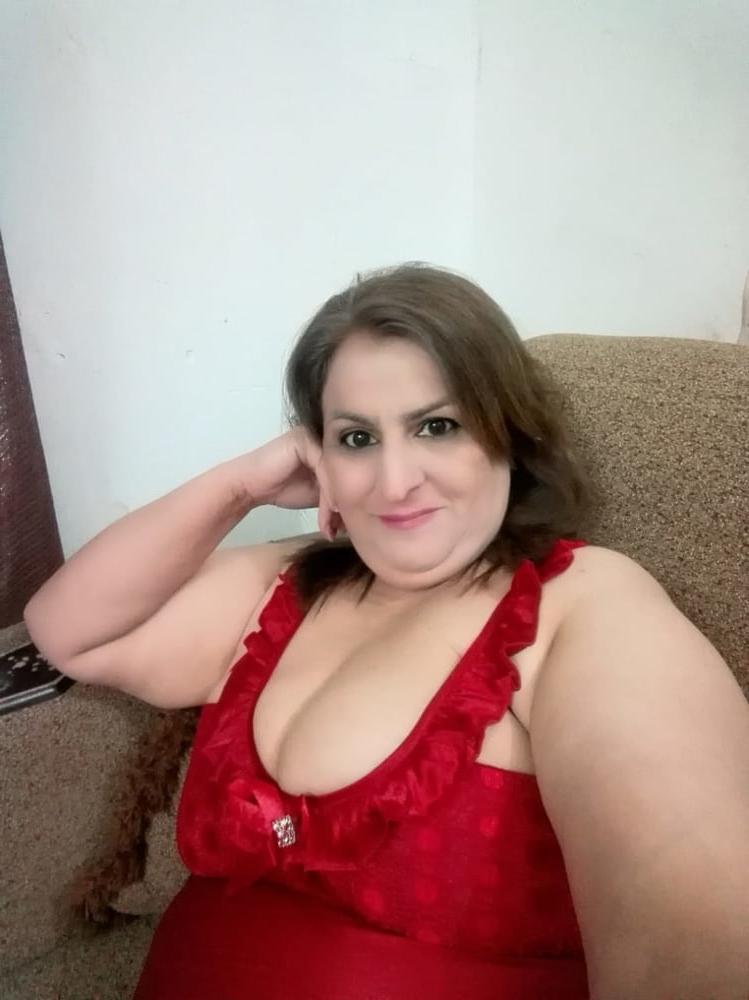 25P mature arab gros chauds