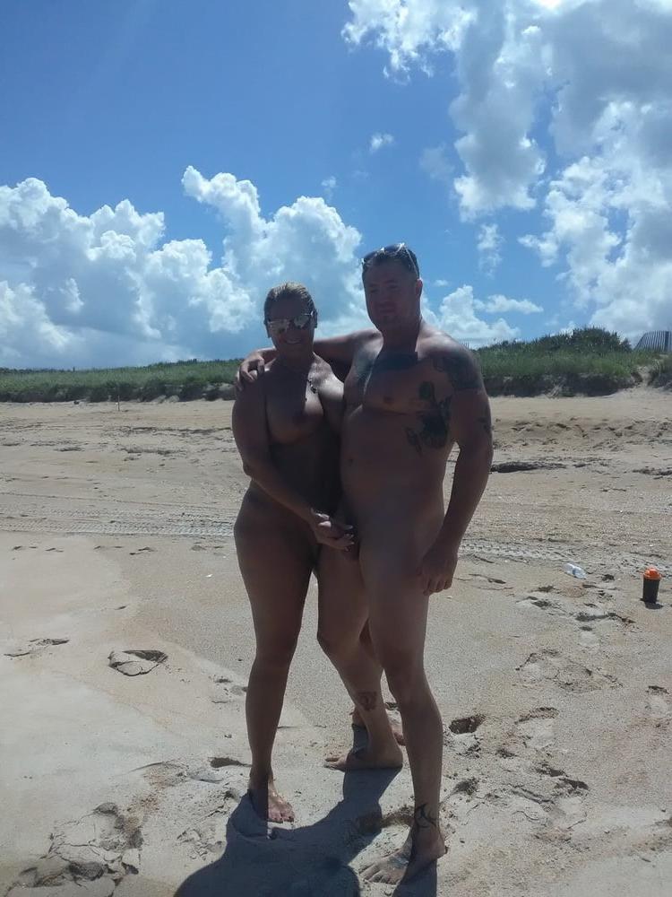 25P Swingers at the Beach #108