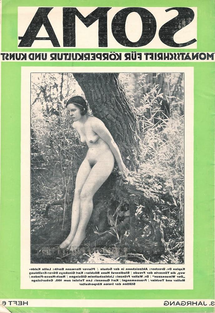 25P Vintage Nudists 30