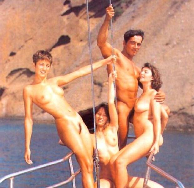 25P Vintage Nudists 30