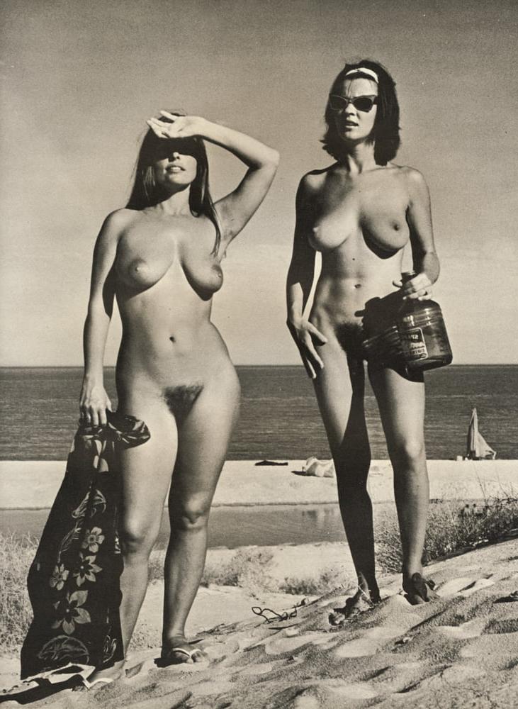 25P Vintage Nudists 30