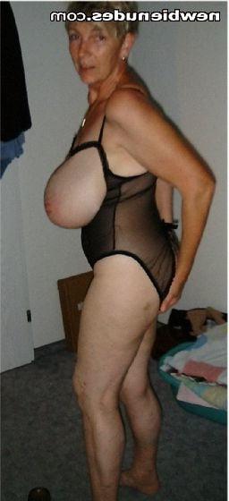 25P grannies suite