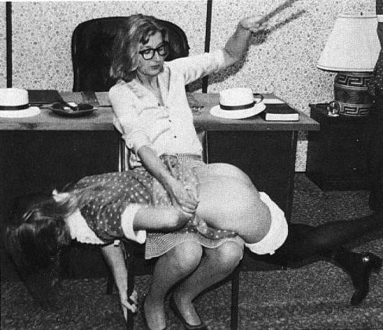 25P Vintage spanking