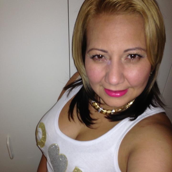 25P estrella mendoza mature ass madura culona