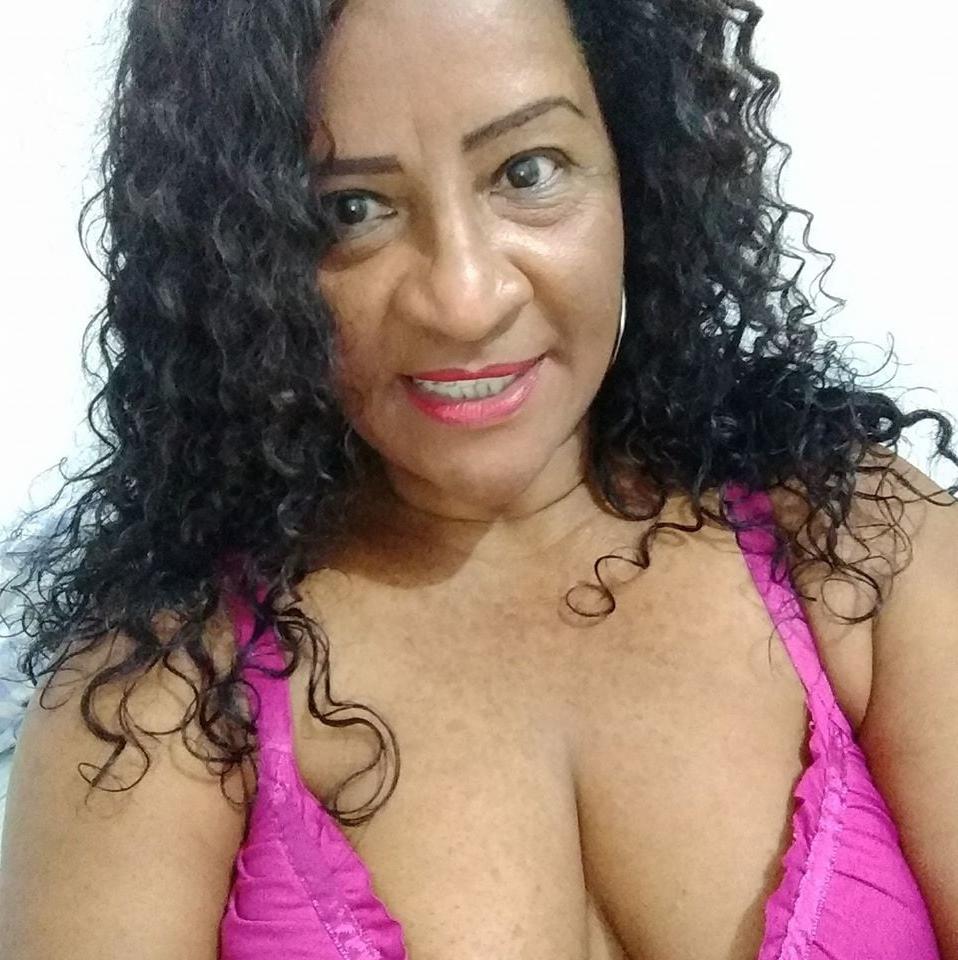 25P lizz arias mature tits bbw ass