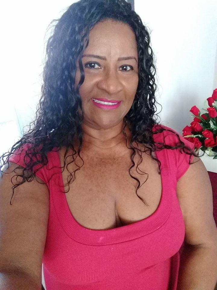 25P lizz arias mature tits bbw ass