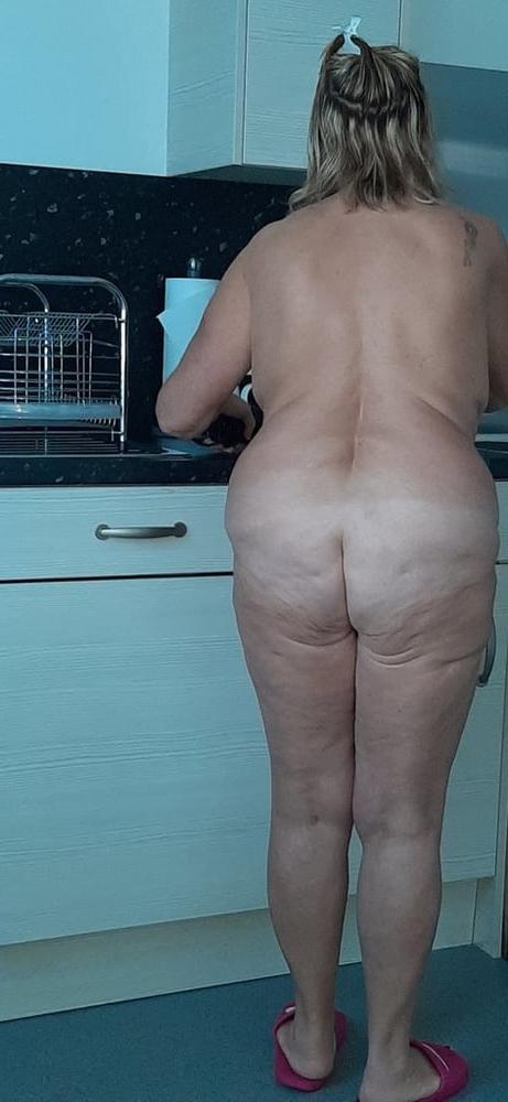 25P Matures and Grannies Great Butts 3