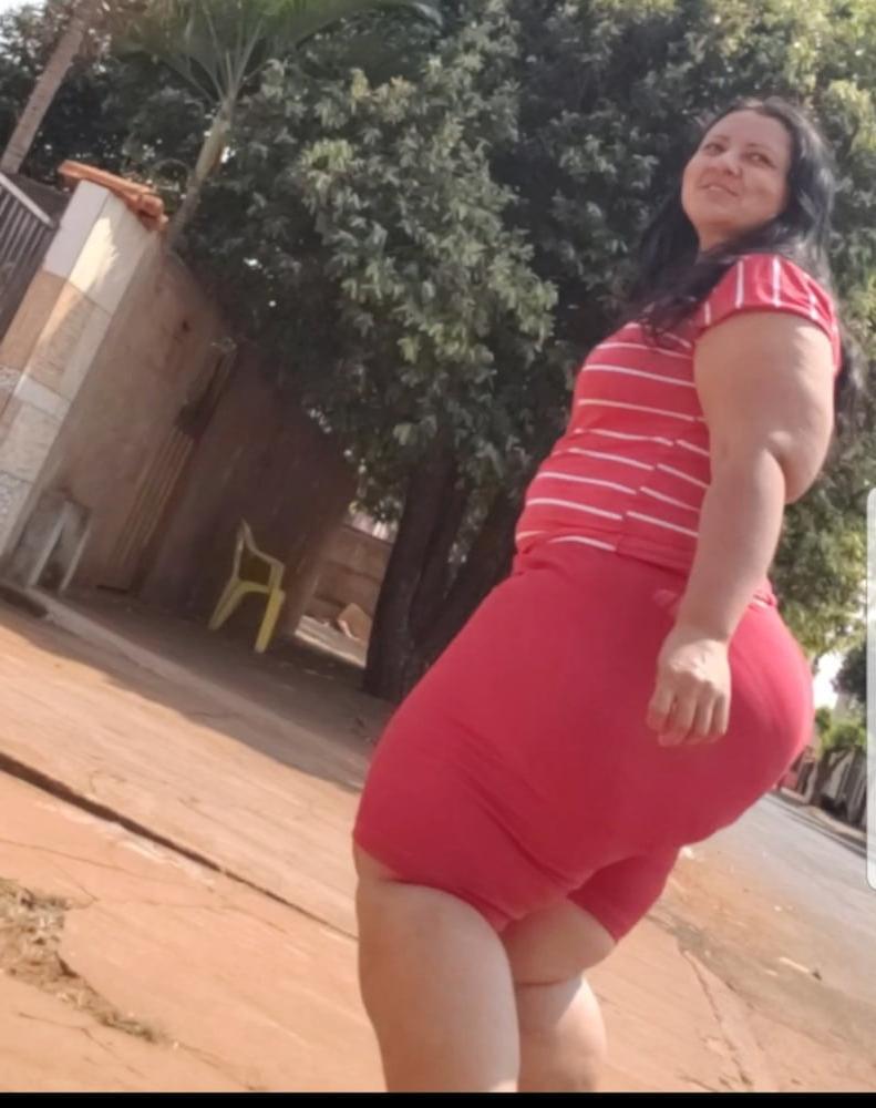 25P Gordas culonas pidiendo leche