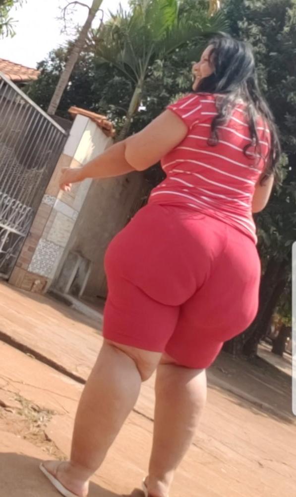 25P Gordas culonas pidiendo leche