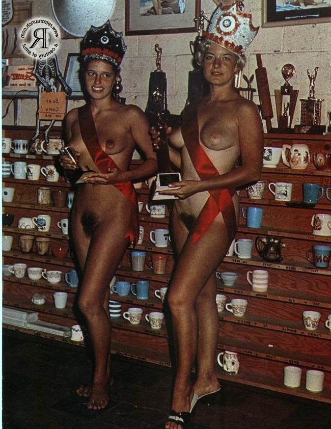 25P Vintage Nudists 29