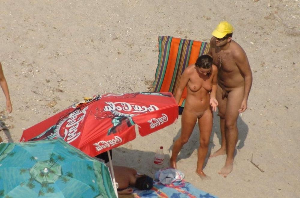24P COUPLES NAKED 16
