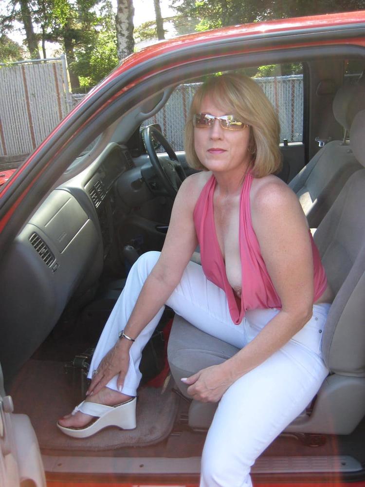 25P Solo Hot MILFs-Matures-Babes In Sexy Mix #7 By TBM