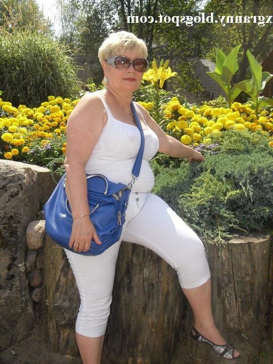7P Non-nude Hot blonde Russian GILF