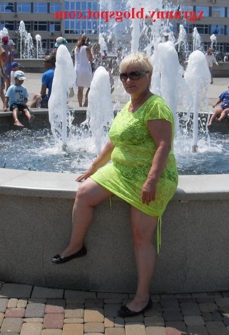 7P Non-nude Hot blonde Russian GILF