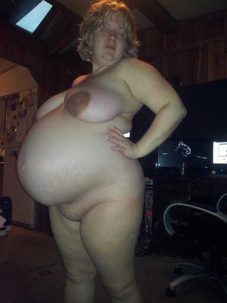 25P Pregnant and Still Sexy 163
