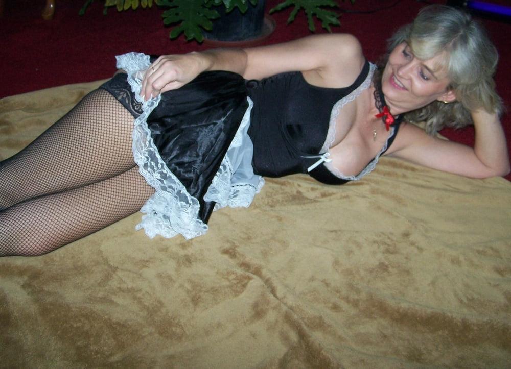 25P Solo Hot MILFs-Matures-Babes In Sexy Mix #6 By TBM