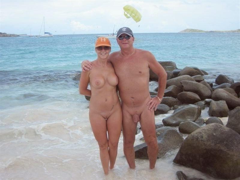 25P Swingers at the Beach #105