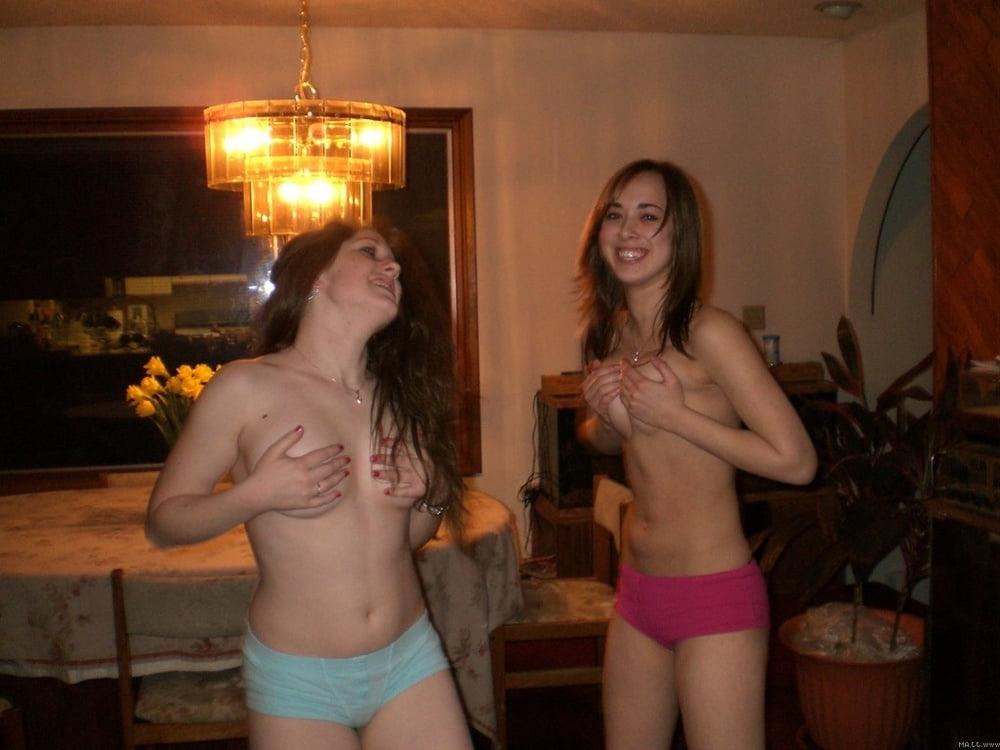 25P Putas Jugando Poker( Whores Playing Poker)#444