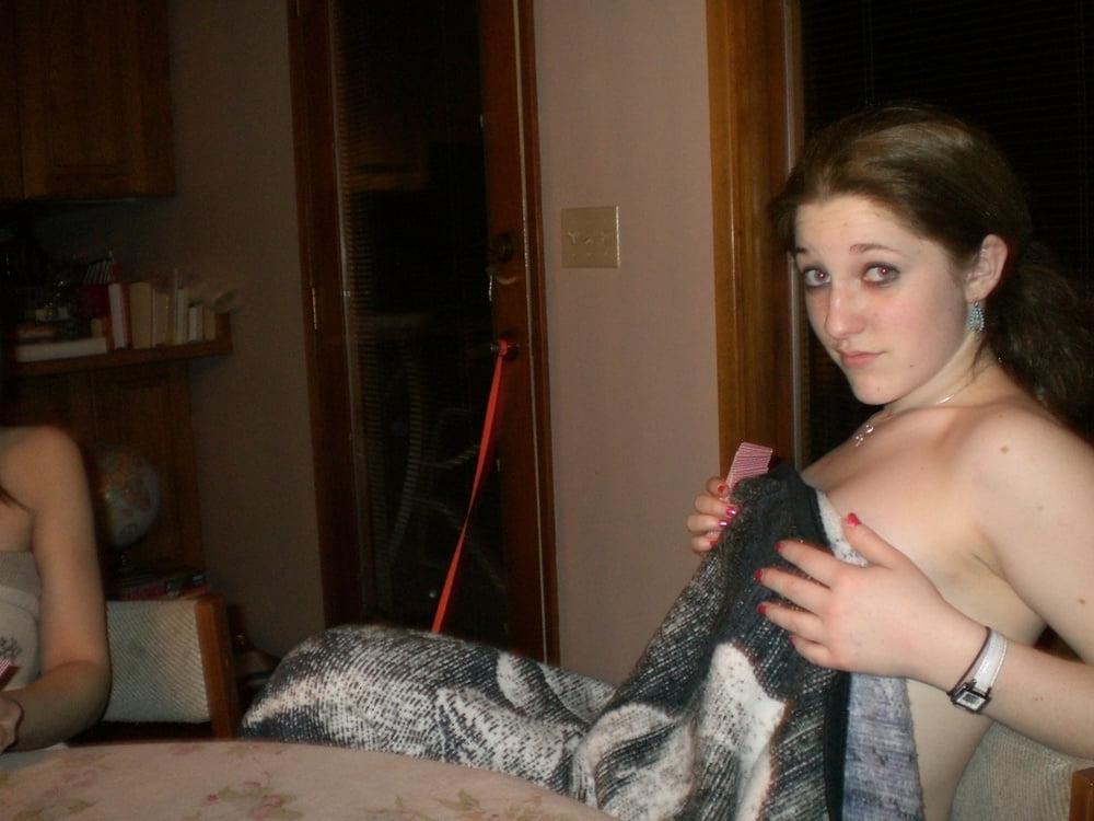 25P Putas Jugando Poker( Whores Playing Poker)#444