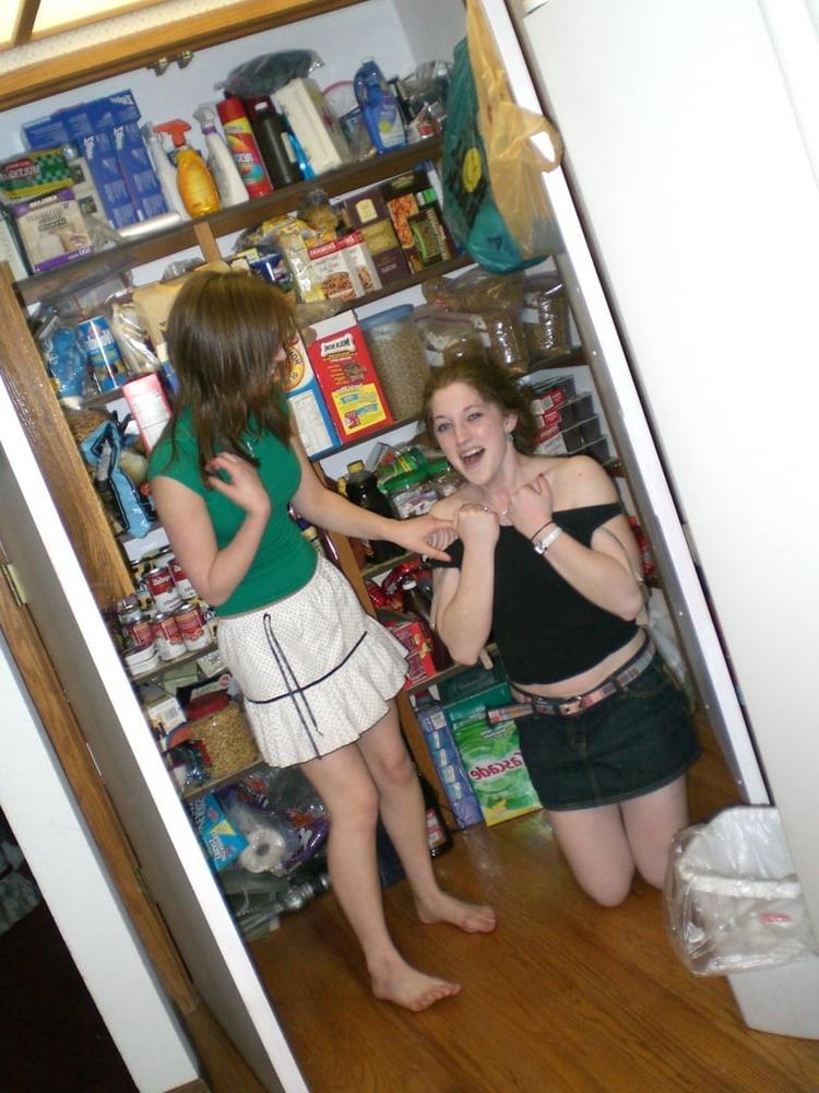 25P Putas Jugando Poker( Whores Playing Poker)#444